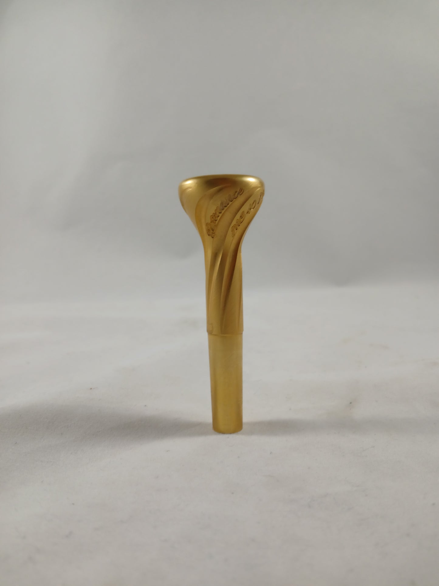 Used AR Resonance ME 40M Gold Plated Trumpet Mouthpiece.