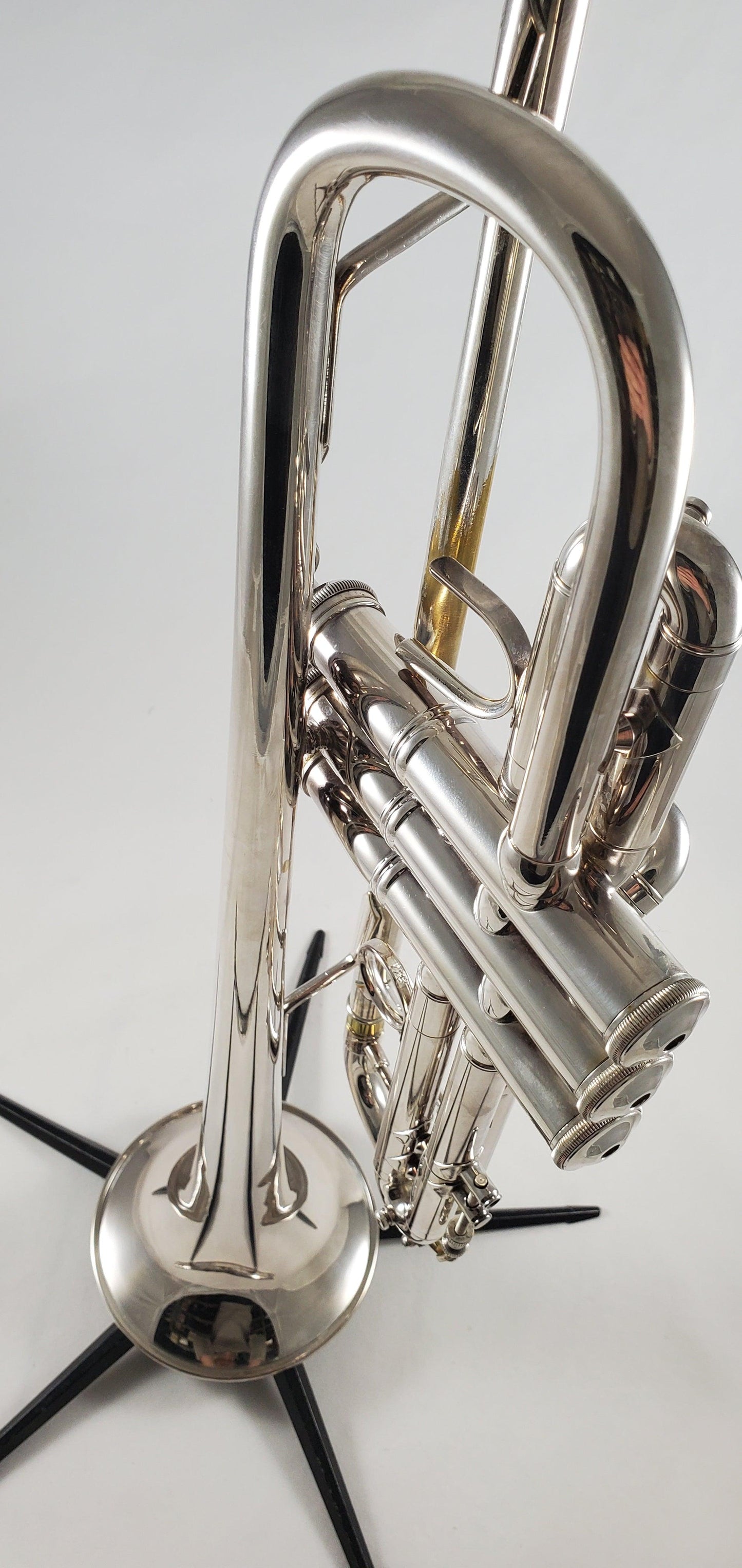 Used Bach Stradivarius Bb Trumpet Model #37 ML (#43 Leadpipe) SN: 218861