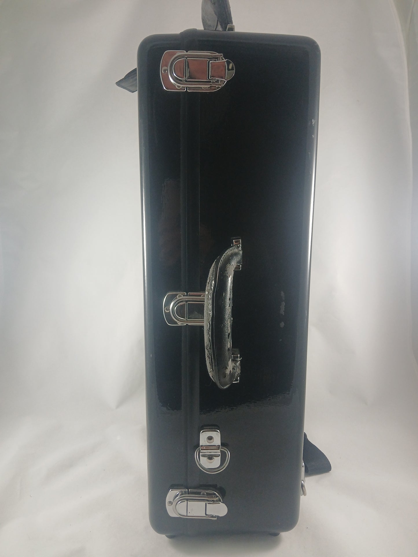 Used Fiberglass Double Trumpet Case