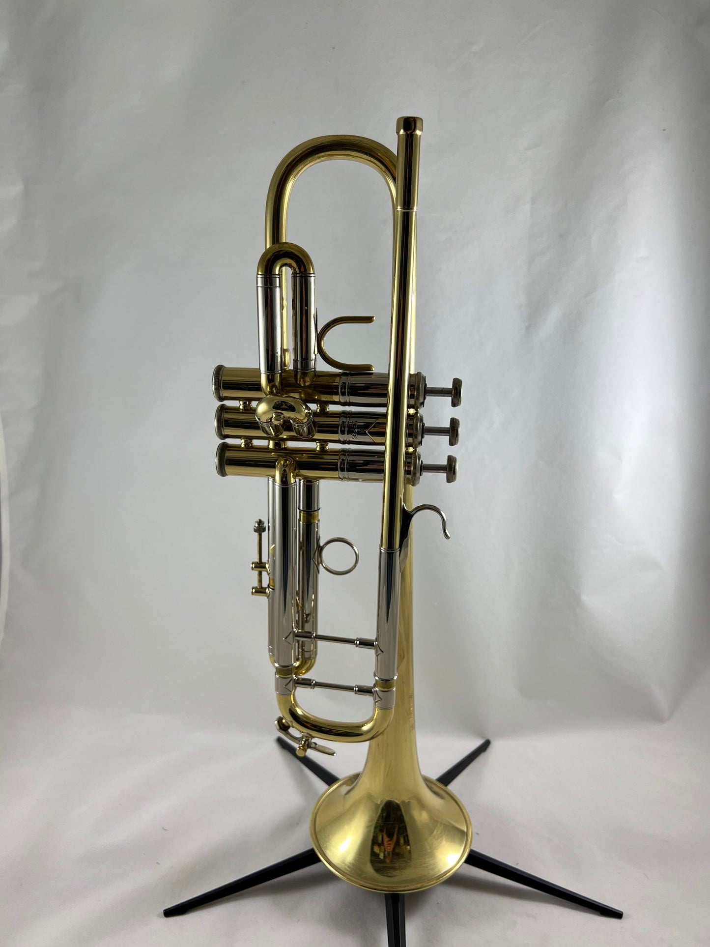 Used Bach Mount Vernon M Bore Bb Trumpet SN 19795