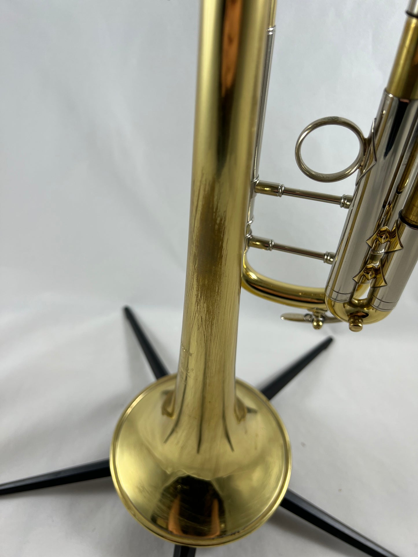 Used Bach Mount Vernon M Bore Bb Trumpet SN 19795