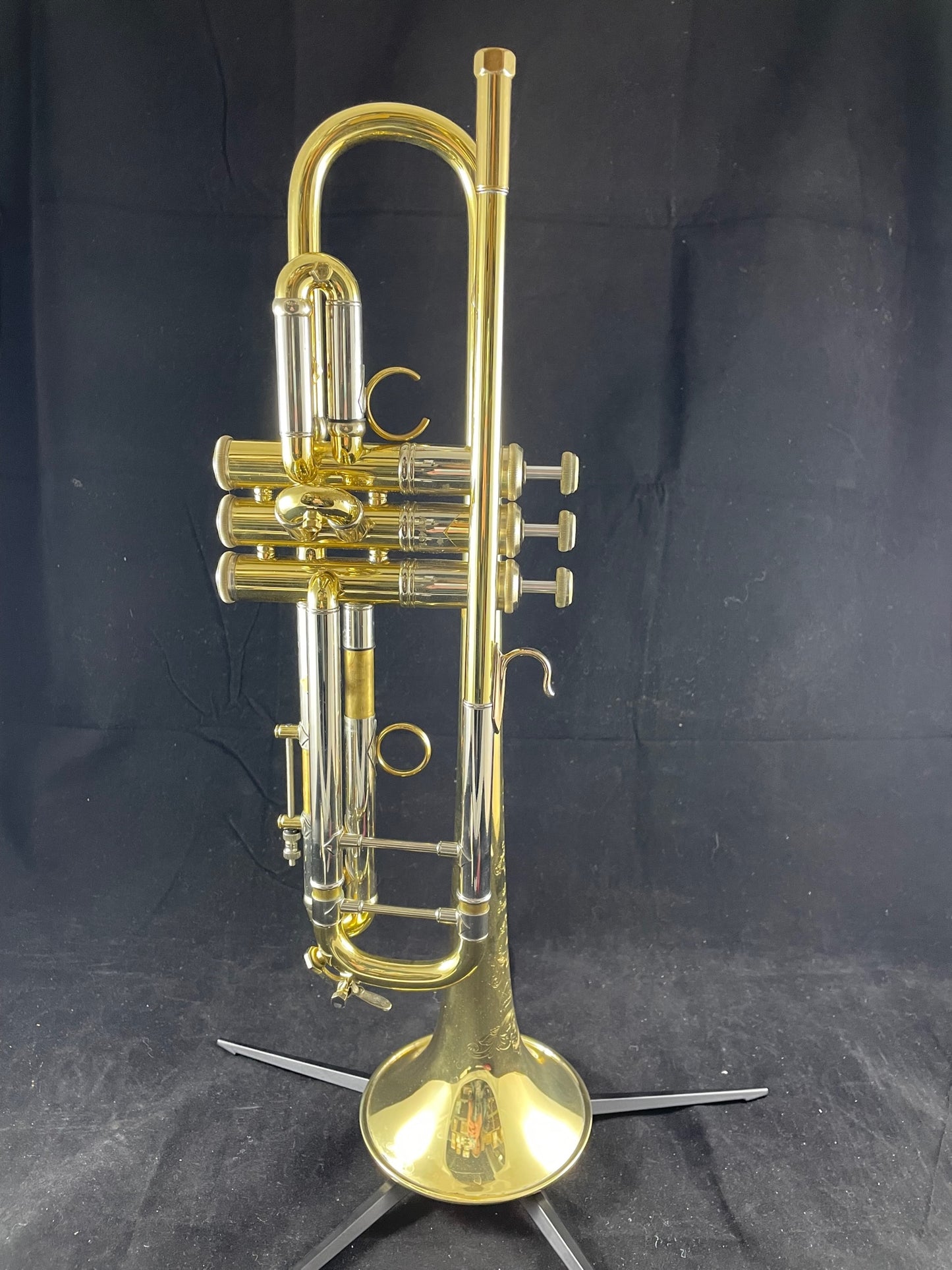 Used Bach Artisan AB190 Bb Trumpet SN A11461